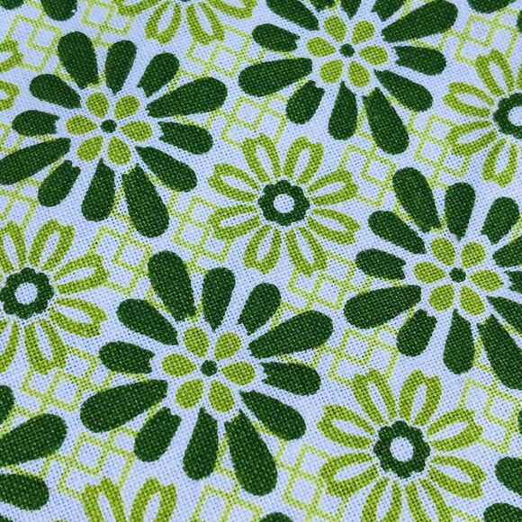 Fabric Green Geometric Floral 1/2 Yard Cotton Richloom Joanns Lightweight - Picture 2 of 8